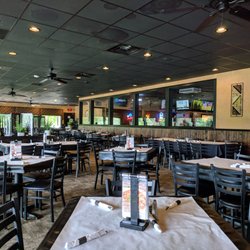 Buttonwood Manor Restaurant - Dining area