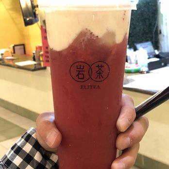 Elitea - Strawberry Cheese Top - Bubble Tea Near Me - Chicago, Illinois Elitea - Strawberry Cheese Top - Bubble Tea Near Me - Chicago, Illinois
