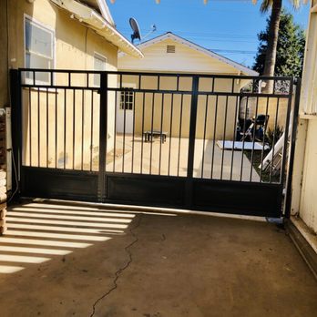 Extreme Designs - Notice detail on bottom - Fences & Gates Near Me