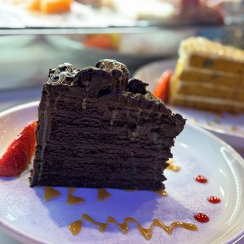 Glass Box San Diego - Chocolate and Four High Carrot Cake - Seafood Near Me - San Diego, California Glass Box San Diego - Chocolate and Four High Carrot Cake - Seafood Near Me - San Diego, California