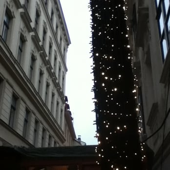 Weihnachtsmarkt am Spittelberg - Christmas Markets Near Me - Vienna, 9