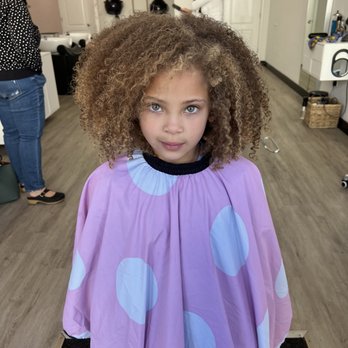 The Curl Bar - Hair Stylists Near Me - Somerville , Massachusetts