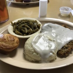 Linda's Place - Great meat and two