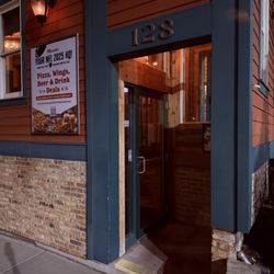 Moretti's Ristorante and Pizzeria - Entrance