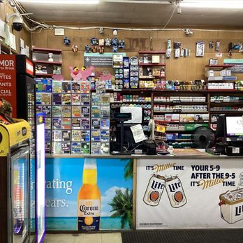 Country Store - Grocery Near Me - Lyndhurst, Virginia Country Store - Grocery Near Me - Lyndhurst, Virginia