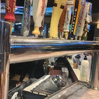 Winners Circle - Beer on tap Bourbon on pour - American Near Me - Indianapolis, Indiana