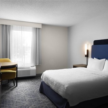 1. Hampton Inn Terre Haute