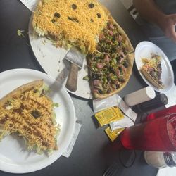 Baker's Pizza - Large pizza/1/2 Taco/1/2 Supreme