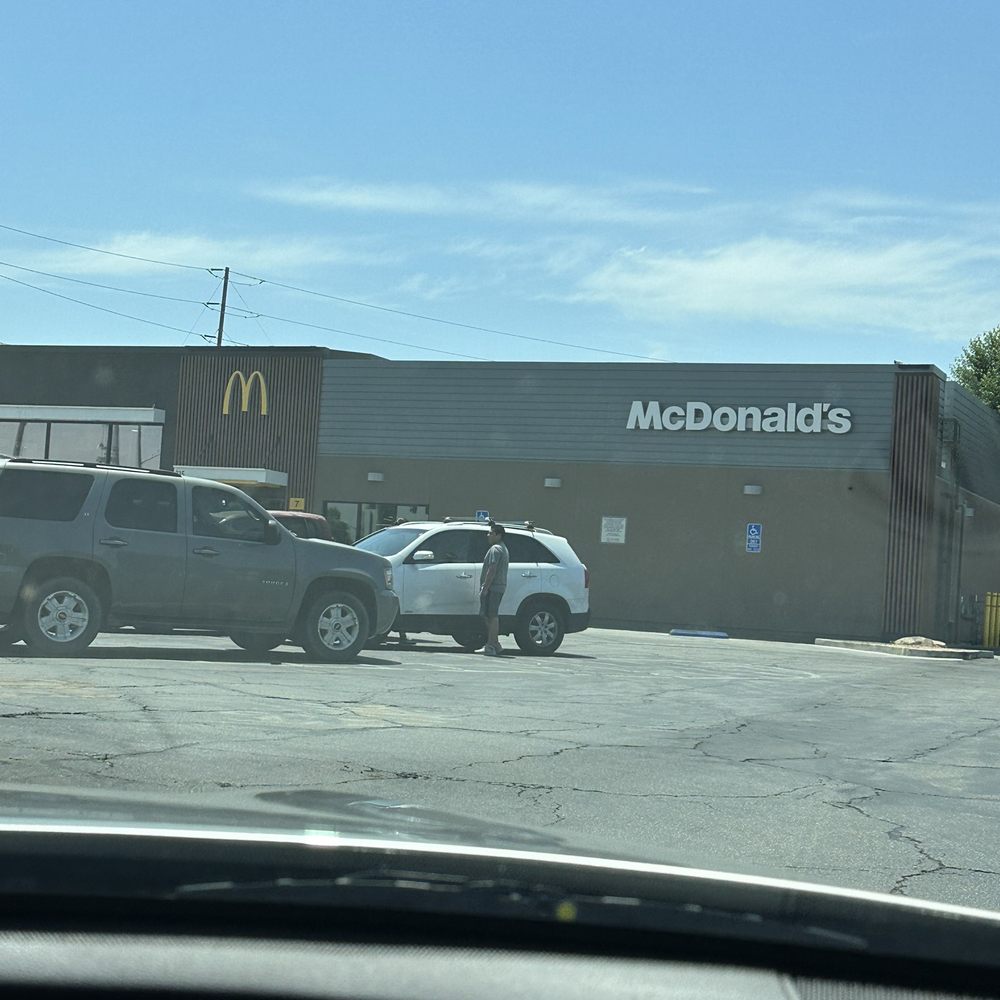 McDonalds - ...... - Burgers Near Me - Reedley, California McDonalds - ...... - Burgers Near Me - Reedley, California
