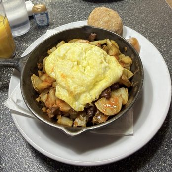 Thumbs Up Diner - The Low Country skillet - American Near Me - East Point, Georgia Thumbs Up Diner - The Low Country skillet - American Near Me - East Point, Georgia