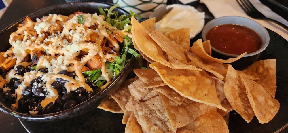 Tipsy Taco Cantina — Mexican restaurant in Latham