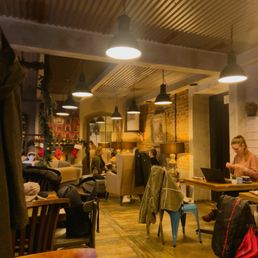 Coffee Corner Bakery - interior - Cafes Near Me - Prague, Puerto Rico