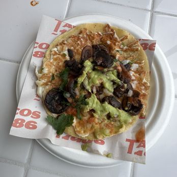 Tacos 1986 - Mushroom and cheese taco - Mexican Near Me - Los Angeles, California Tacos 1986 - Mushroom and cheese taco - Mexican Near Me - Los Angeles, California