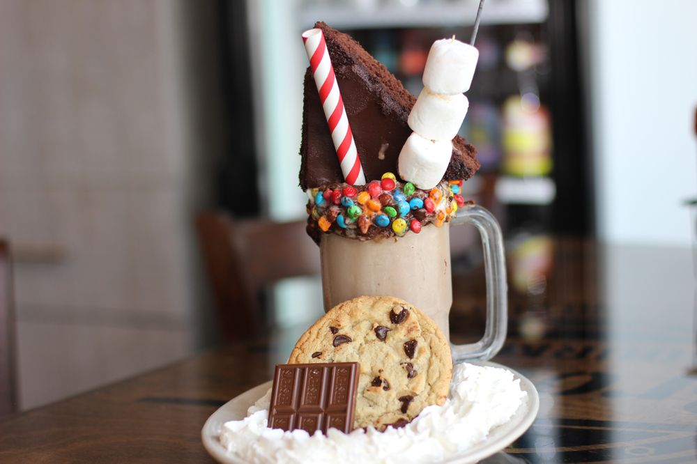 BROOKS GRILL AND TAVERN Updated June 2024 86 Photos & 118 Reviews