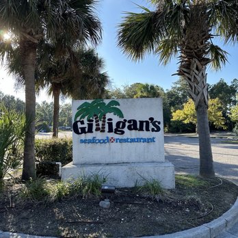 Gilligan's Seafood Restaurant - Beaufort - Seafood Near Me - Beaufort, South Carolina
