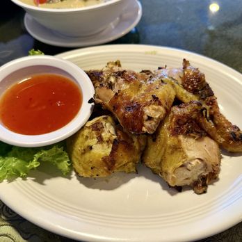 Mai Thai Restaurant - Thai BBQ Chicken - Thai Near Me - Westmont, Illinois
