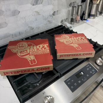 Jet's Pizza - Pizza from Jets Pizza. - Pizza Near Me - Las Vegas, Nevada Jet's Pizza - Pizza from Jets Pizza. - Pizza Near Me - Las Vegas, Nevada