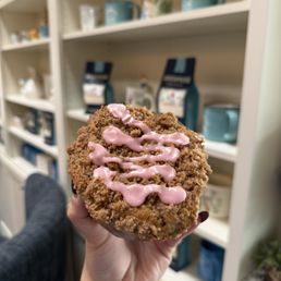 strawberry coffee cinnamon crumb cake