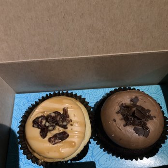 Smallcakes - Salted Caramel Crunch and chocolate cream cupcake - Cupcakes Near Me - Charlotte, North Carolina