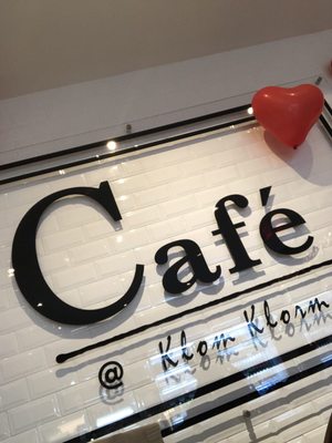 Cafe at Klom Klorm by null