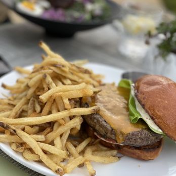 Nicolas Eatery - Cheese burger - French Near Me - Los Angeles, California