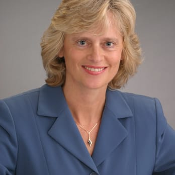 Gloria Ashdown - Coldwell Banker - Realtor since 1986 - Real Estate Agents Near Me - San Jose, California Gloria Ashdown - Coldwell Banker - Realtor since 1986 - Real Estate Agents Near Me - San Jose, California