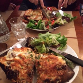 La Mangeoire - Restaurants Near Me - Orléans, 45