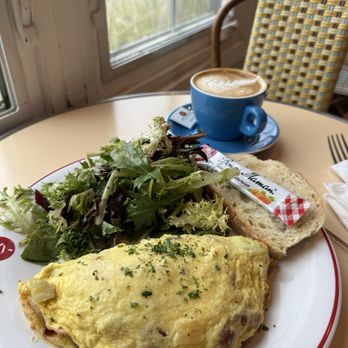Moulin - Paysonne - Bakeries Near Me - San Clemente, California