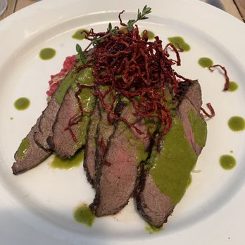 Niner Wine Estates - Flat iron stake - Wine Tasting Room Near Me - Paso Robles, California