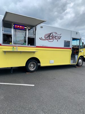 Federal Way Farmers Market by null