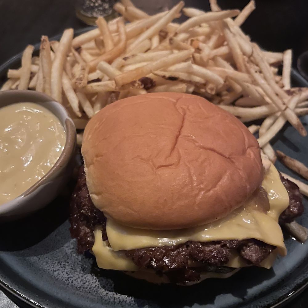 The Commoner - The Commoner Burger - New American Near Me - Pittsburgh, Pennsylvania The Commoner - The Commoner Burger - New American Near Me - Pittsburgh, Pennsylvania