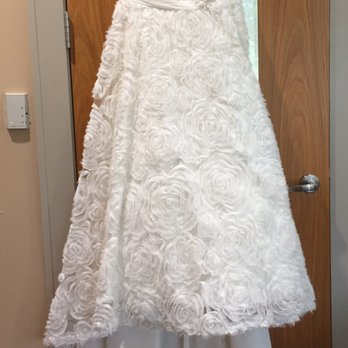 Estee Livioco - Sewing & Alterations Near Me