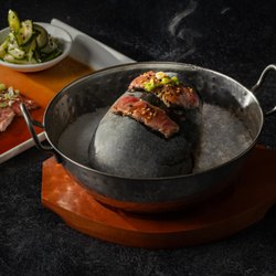 Roppongi Asian Bistro - Hot Rock