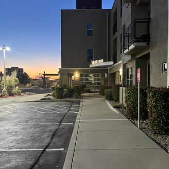 ABQ Uptown Apartments - Parking evening - Apartments Near Me - Albuquerque, New Mexico ABQ Uptown Apartments - Parking evening - Apartments Near Me - Albuquerque, New Mexico