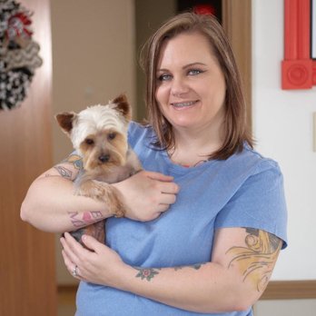 Shampooches - Shampooches Dog Grooming, Alicia, Owner - Pet Groomers Near Me - Alton, Illinois Shampooches - Shampooches Dog Grooming, Alicia, Owner - Pet Groomers Near Me - Alton, Illinois