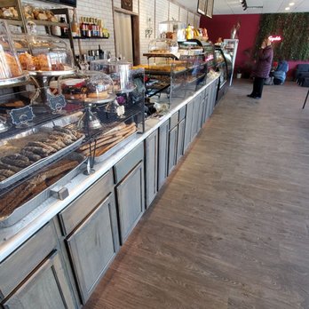 Zymi Bakery - Counter - Bakeries Near Me - Chicago, Illinois
