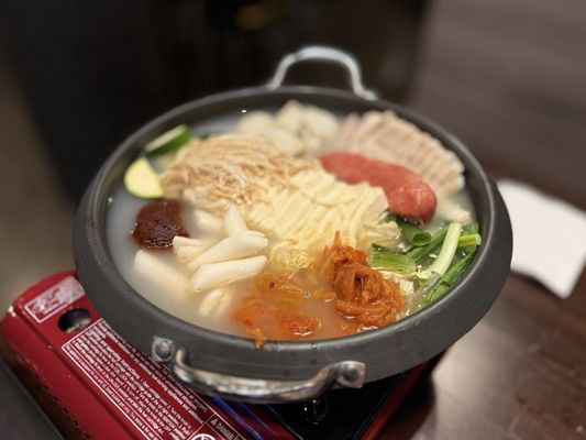 Soondol Tofu House 순돌이네 by null