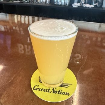 Brothers Taphouse - Hazy beer - Wine Bars Near Me - Lincoln, California