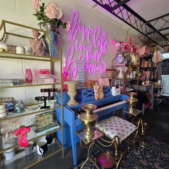 Blooming Floral Cafe - Coffee & Tea Near Me - Tampa, Florida