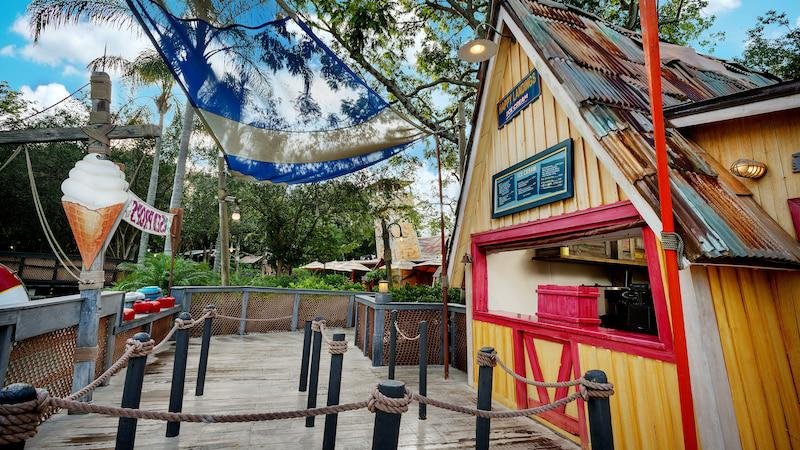 Happy Landings Ice Cream Logo