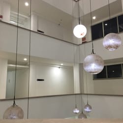 Hotel Gamma - Buen servicio y habitaciones limpias y cómodas. Cuenta con gimnasio, restaurante y estacionamiento.