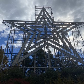 The Roanoke Star - Landmarks & Historical Buildings Near Me - Roanoke, Virginia The Roanoke Star - Landmarks & Historical Buildings Near Me - Roanoke, Virginia