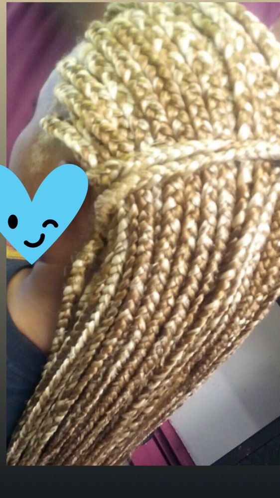 MAME & HENRIETTE AFRICAN AMERICAN HAIR BRAIDING 11 Reviews 171
