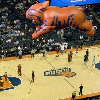 Spectrum Center - Halftime at a Bobcats game - Stadiums & Arenas Near Me - Charlotte, North Carolina Spectrum Center - Halftime at a Bobcats game - Stadiums & Arenas Near Me - Charlotte, North Carolina