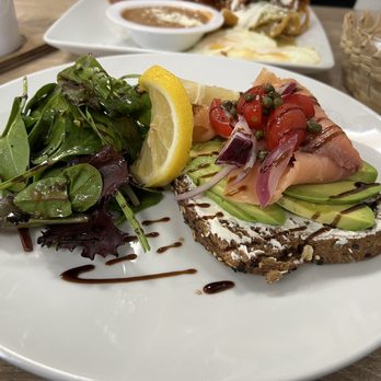 Dolche Cafe Mexifood - La Buchona Avocado Toast - Coffee & Tea Near Me - Chula Vista, California