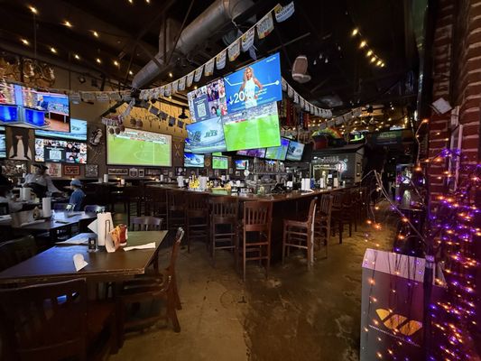 Hudson Grille - Little 5 Points by null