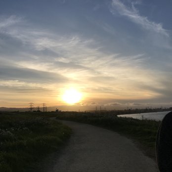 Seal Point Park - Parks Near Me - San Mateo, California