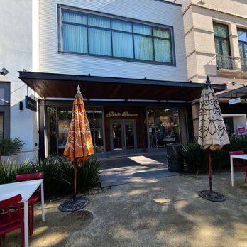 Eddie Bauer - Empty ghost town n yet customer service is below industry standard - Outdoor Gear Near Me - Woodland Hills, California Eddie Bauer - Empty ghost town n yet customer service is below industry standard - Outdoor Gear Near Me - Woodland Hills, California