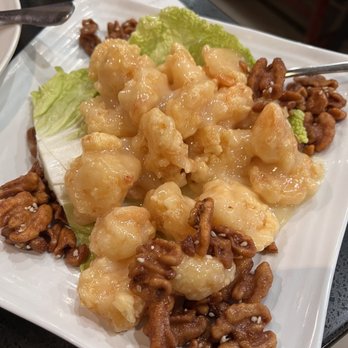 Thumbling - honey walnut shrimp - Shanghainese Near Me - West Covina, California Thumbling - honey walnut shrimp - Shanghainese Near Me - West Covina, California