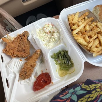 Dino's Drive In - Chicken dinner for $7.00. Add 2 more pieces it's $7.75 so delicious. Not sure how they make money. - Barbeque Near Me - Winter Haven, Florida Dino's Drive In - Chicken dinner for $7.00. Add 2 more pieces it's $7.75 so delicious. Not sure how they make money. - Barbeque Near Me - Winter Haven, Florida